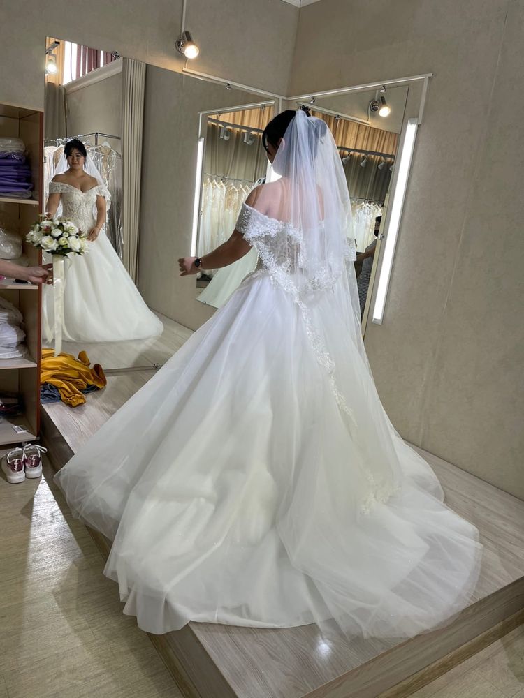 Продам свадебное платье 46р