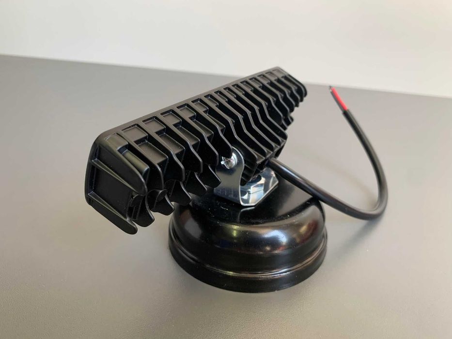 Proiector auto LED 60W, functie stroboscopica