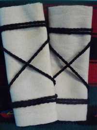 Навуща за носия от  ръчно тъкан вълнен плат и памучен плат