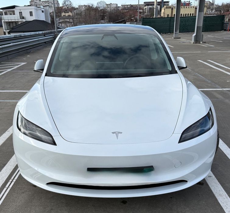 Tesla Model 3 Tesla 3 Highland Standard Range RWD .alb perlat