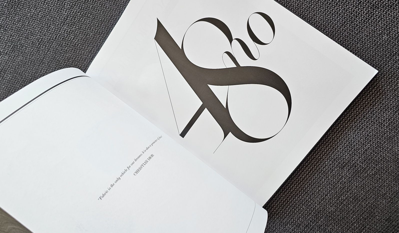 DIOR Magazine Оригинално от магазина на марката