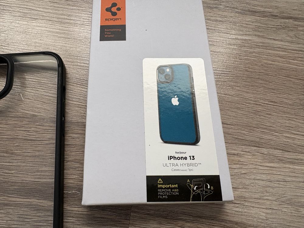 3бр кейсове за iPhone 13 Spigen