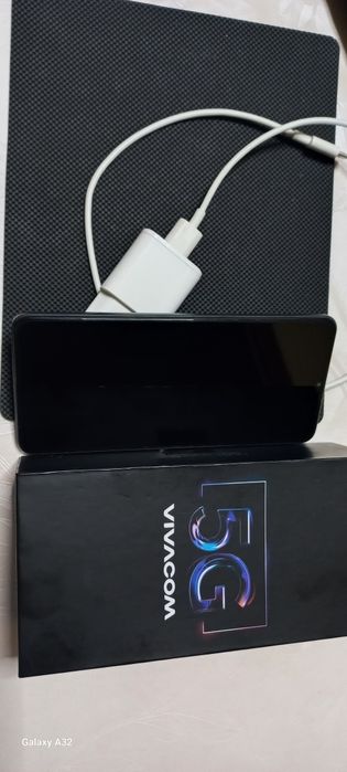 Лот смарт телефони