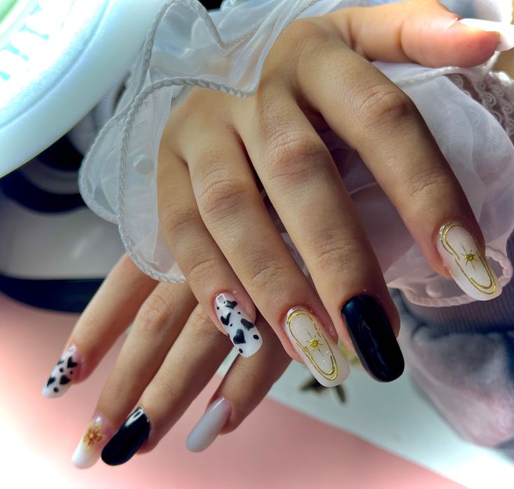 Manichiură-pedichiură