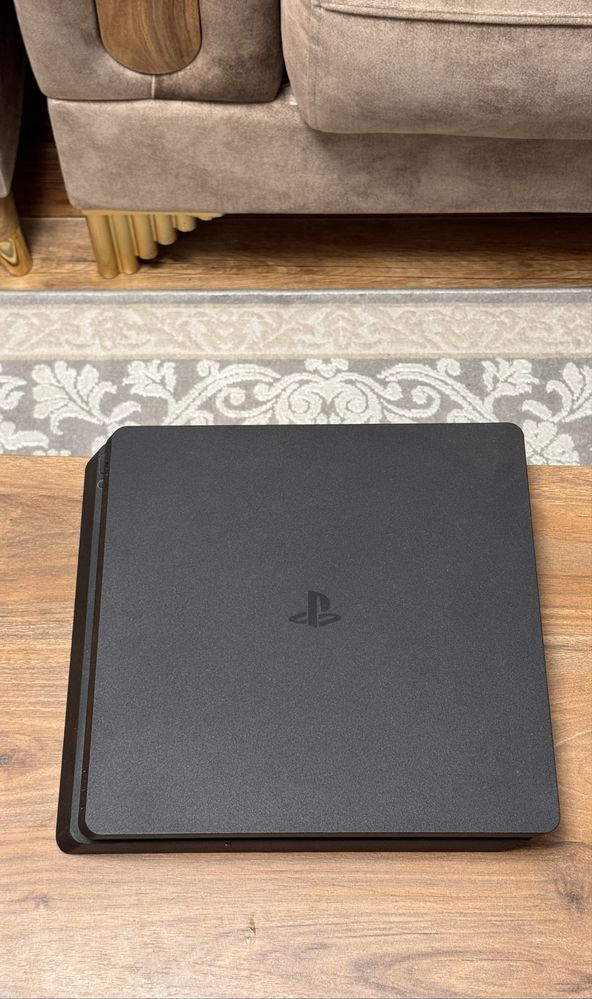 PS 4 в хорошом качестве с лучшими играми в комплекте