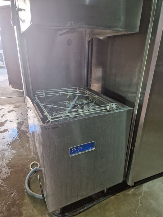 Mașina spălat vase cu sau fara capota, spalare rapida, vase, oale, pah