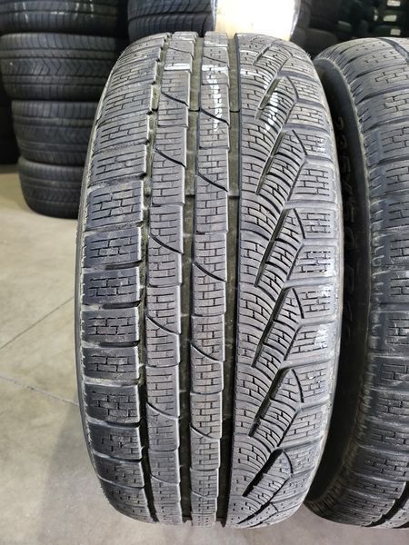 235/50/19 PIRELLI 4БР