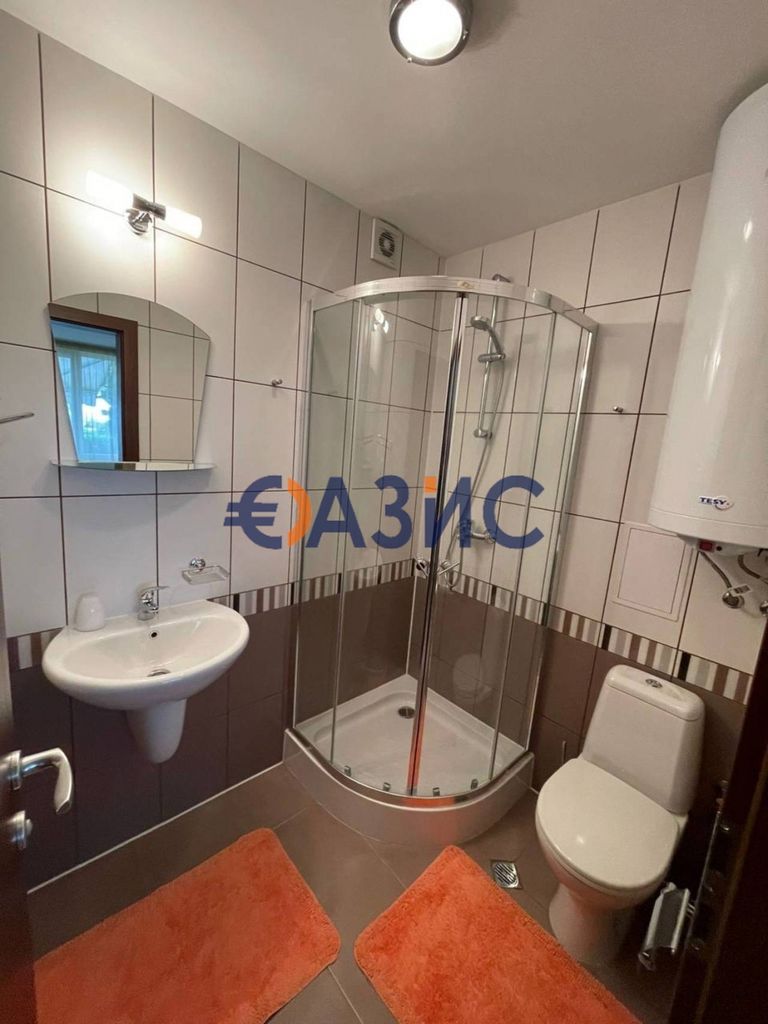 Продава се Тристаен апартамент в Поморие - 128 кв.м за 1065 €/кв.м - Снимка #12