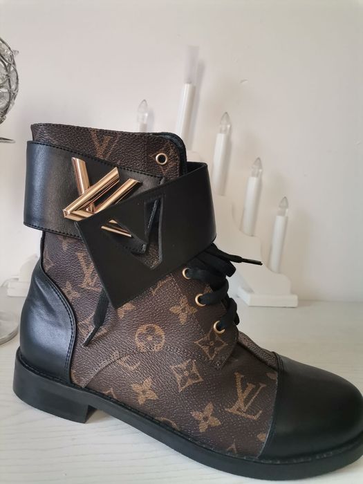 Ghete  piele  iarna