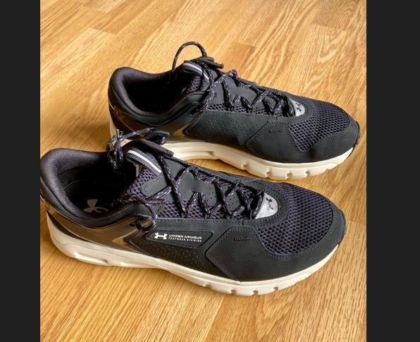 Нови маратонки Under armour 46
