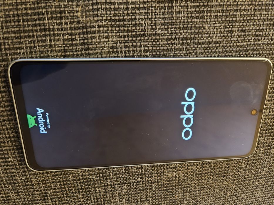 OPPO A5 Pro 5G 8GB 256GB Nou, in garanție  2 ani!