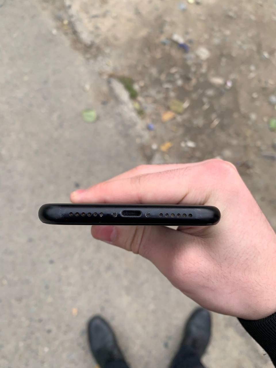 Iphone Xr 128Gb Battery: 80%