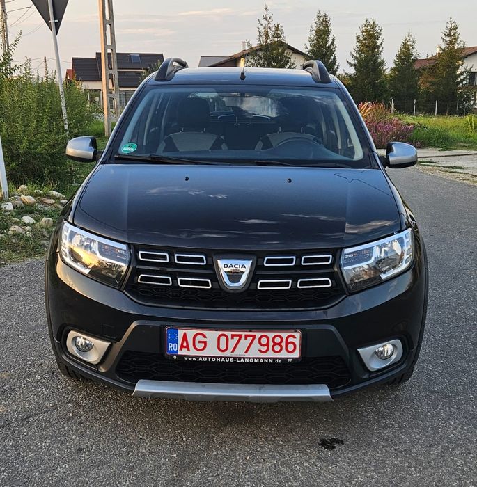 Dacia Sandero Stepway 2017 0900 benzina