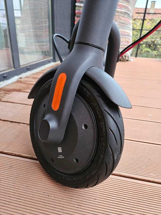 Електрическа тротинетка NAVEE E-SCOOTER V50I PRO  - Нова