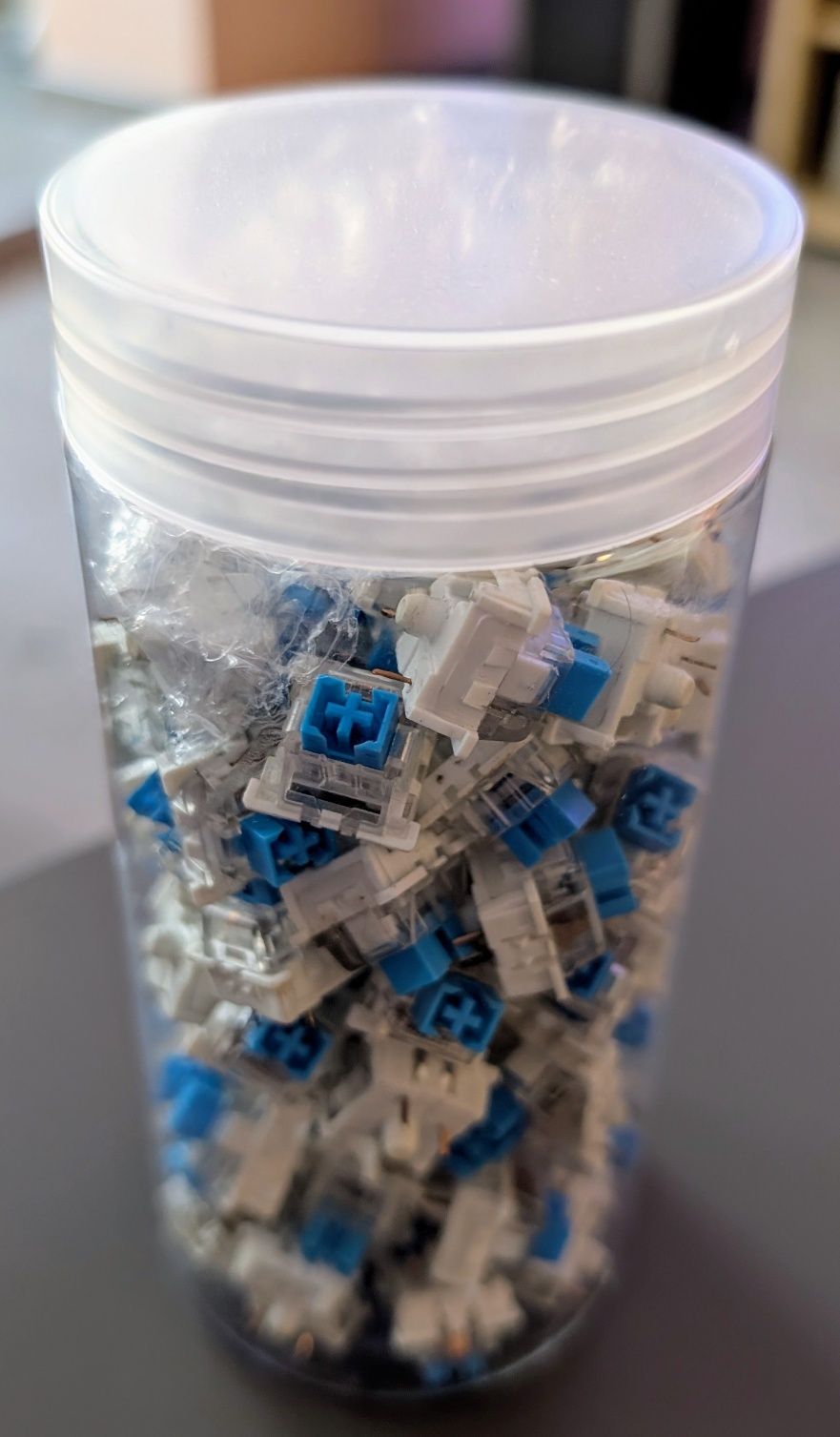 Blue Switch es RGB (88 buc)