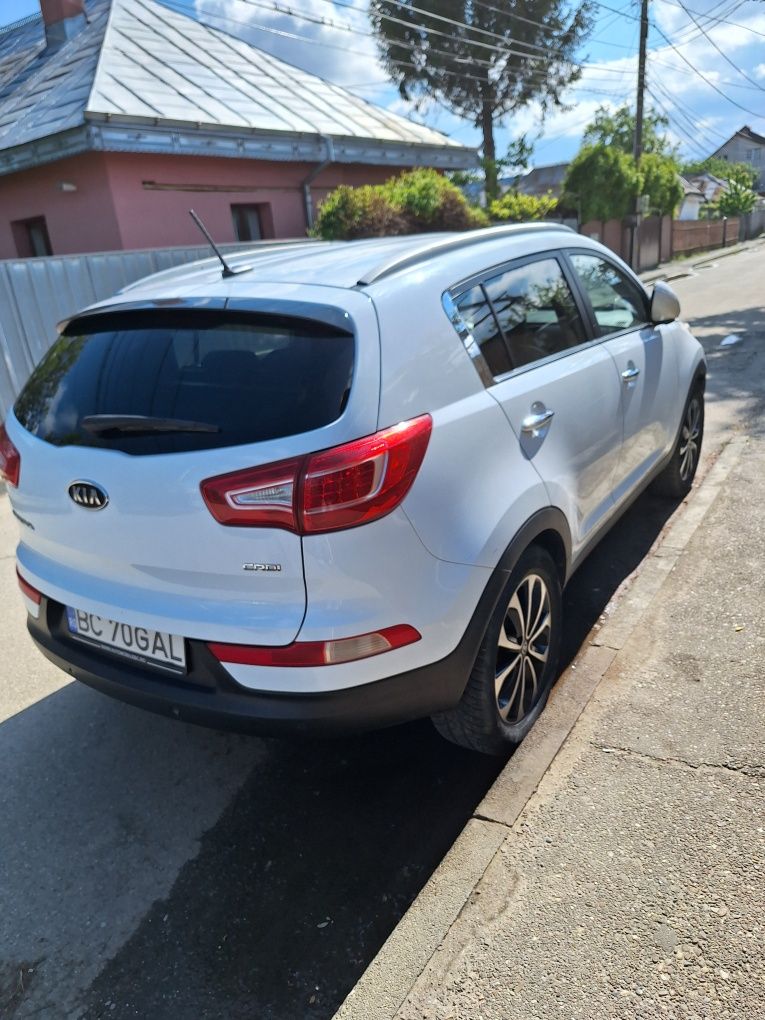 Kia Sportige motor 2L diesel an 2012