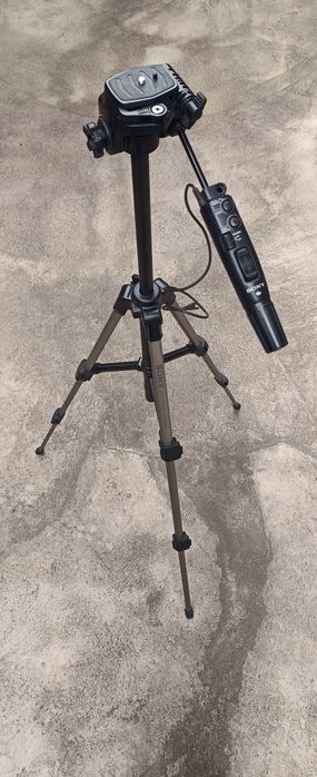 Штатив для камеры и фотоопарата