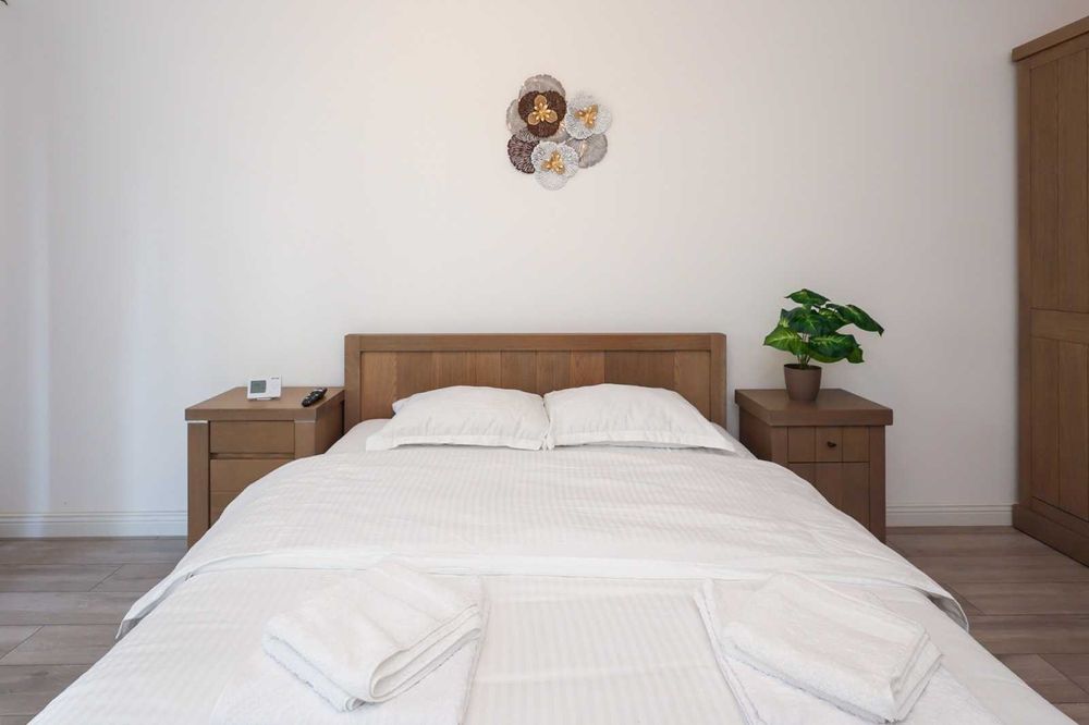 Garsoniera Regim Hotelier Zona Coresi Maurer