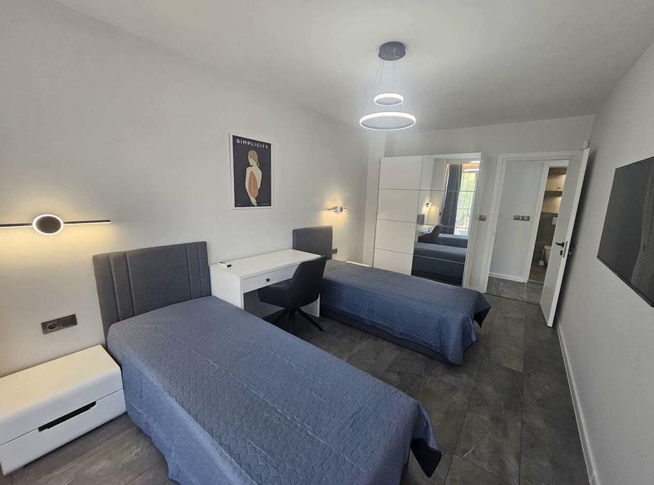 Дава се под наем Тристаен апартамент в Пловдив, Център - 129 кв.м за 1200 € - Снимка #6