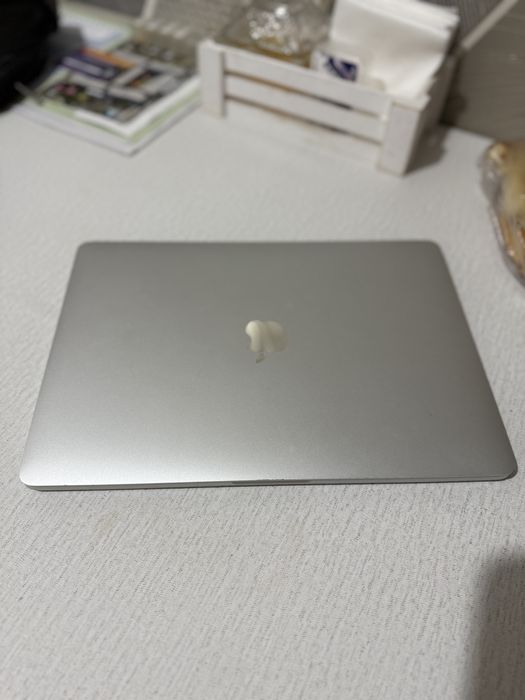 Продам MacBook Pro 13”