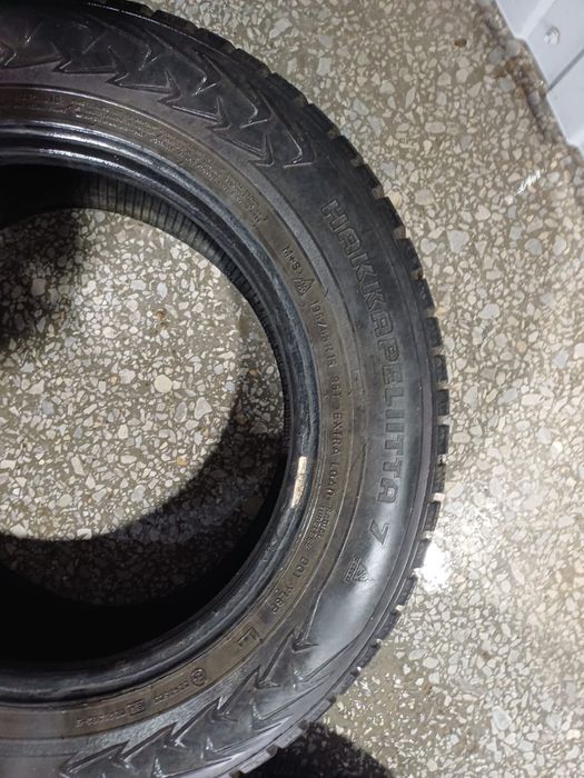 Продам зимние шины шипованные