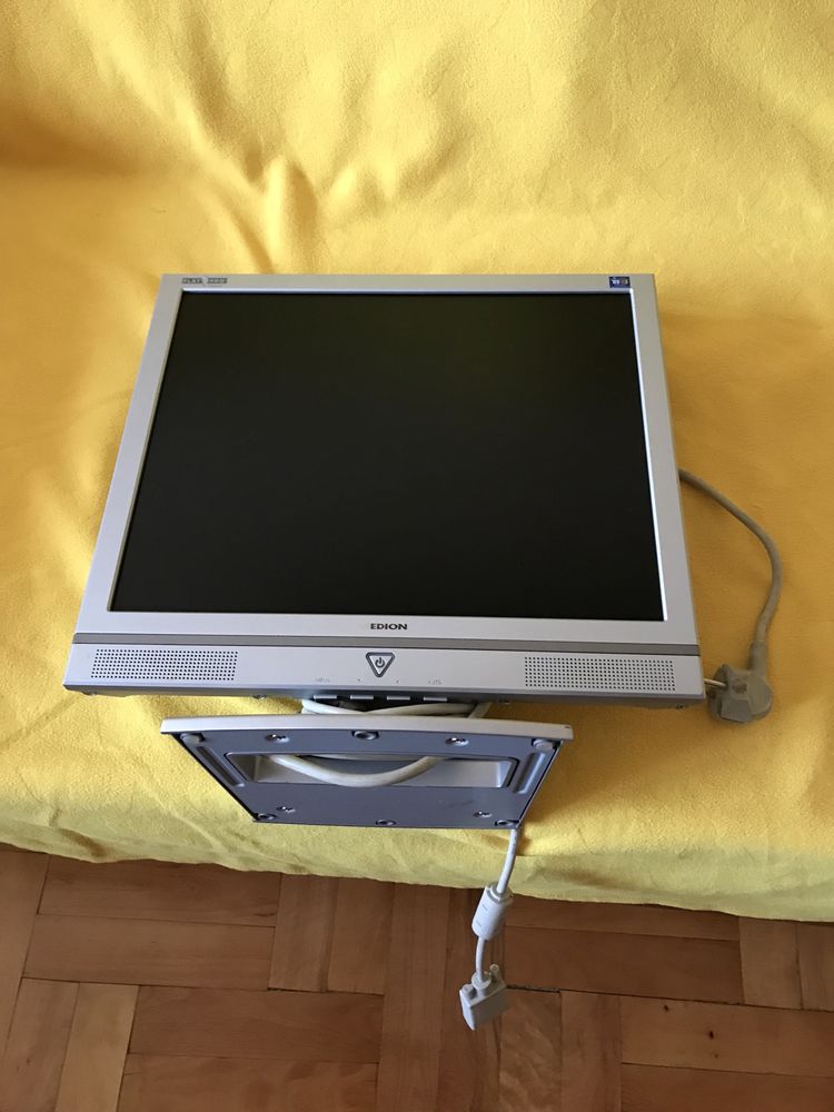 Monitor Edion fara garantie