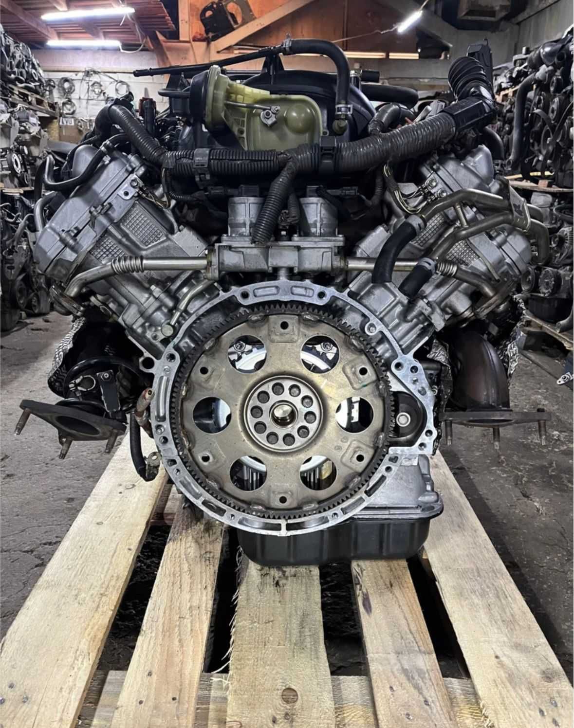 Двигатель 3UR-FE VVTi 5.7л на Lexus LX 570 (3UR/2UZ/1UR/2TR/1GR)