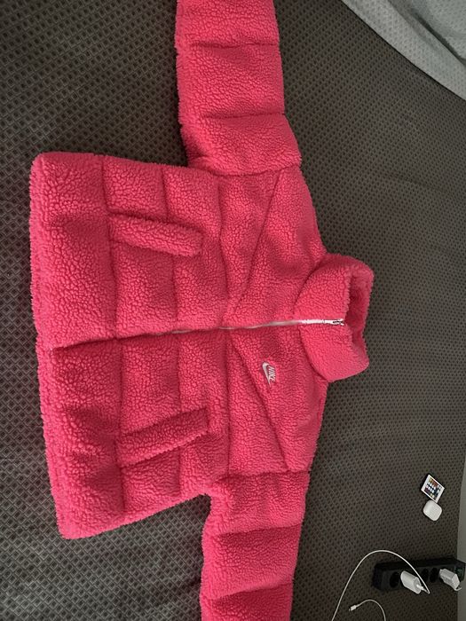 Geaca noua originala NIKE cu eticheta