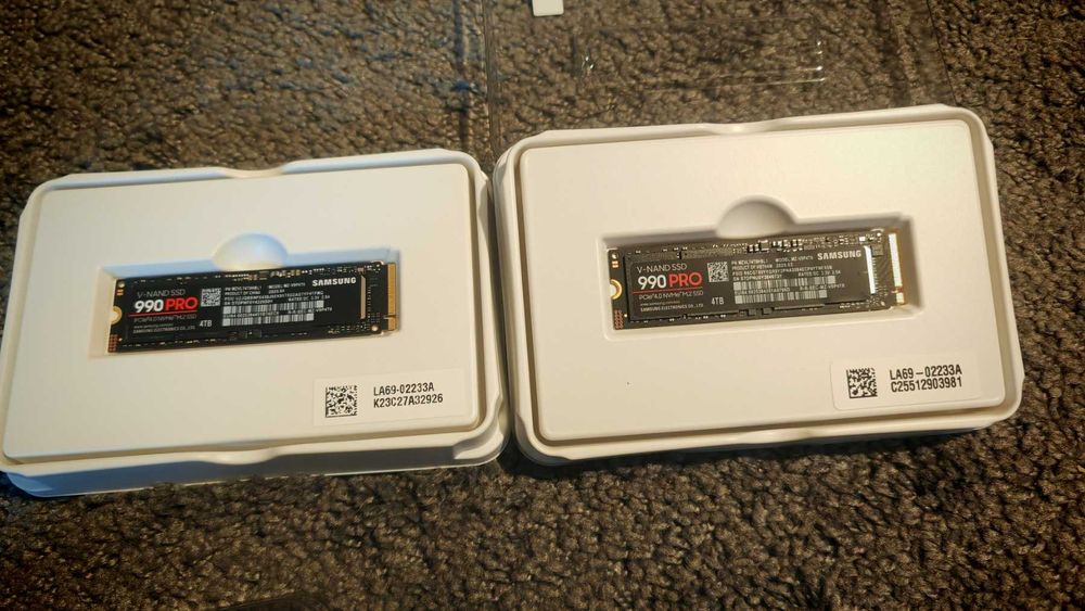 НОВО ! (SSD) Samsung 990 PRO 4TB, PCIe Gen 4.0 x4, NVMe, M.2