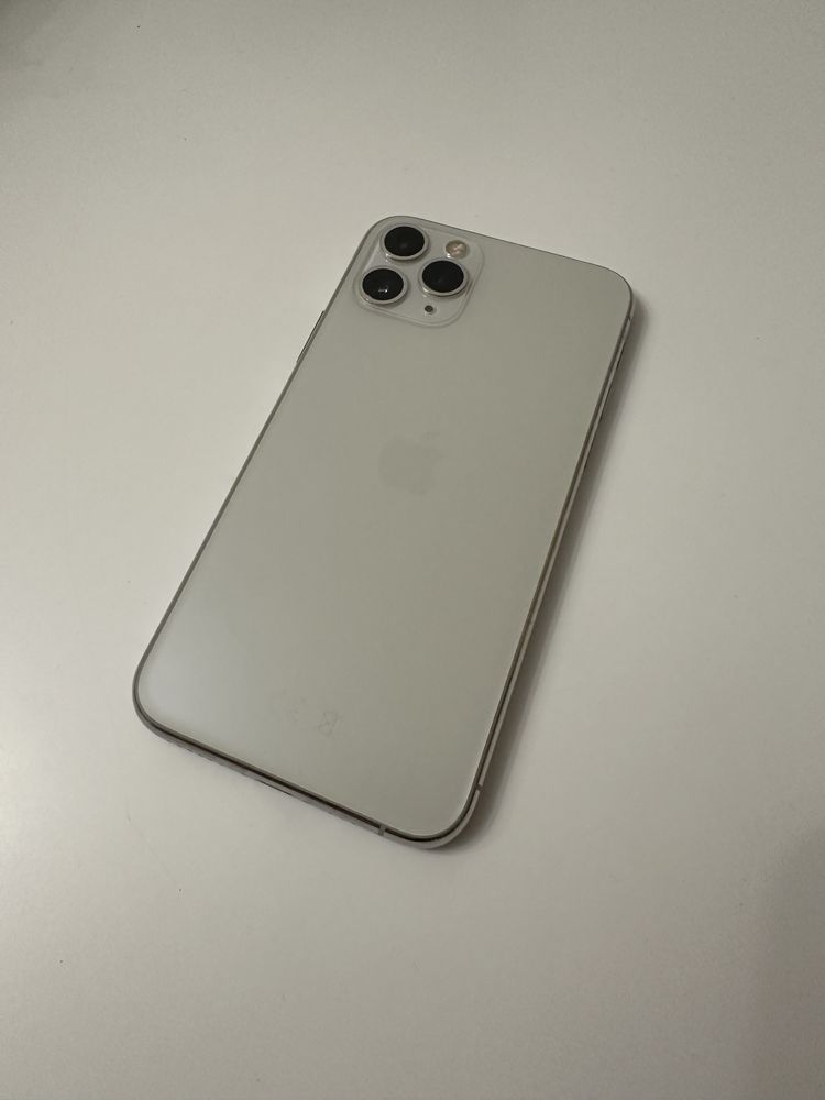 Iphone 11 pro silver 64 gb 83%