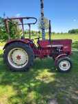 Tractor  Case universal 453