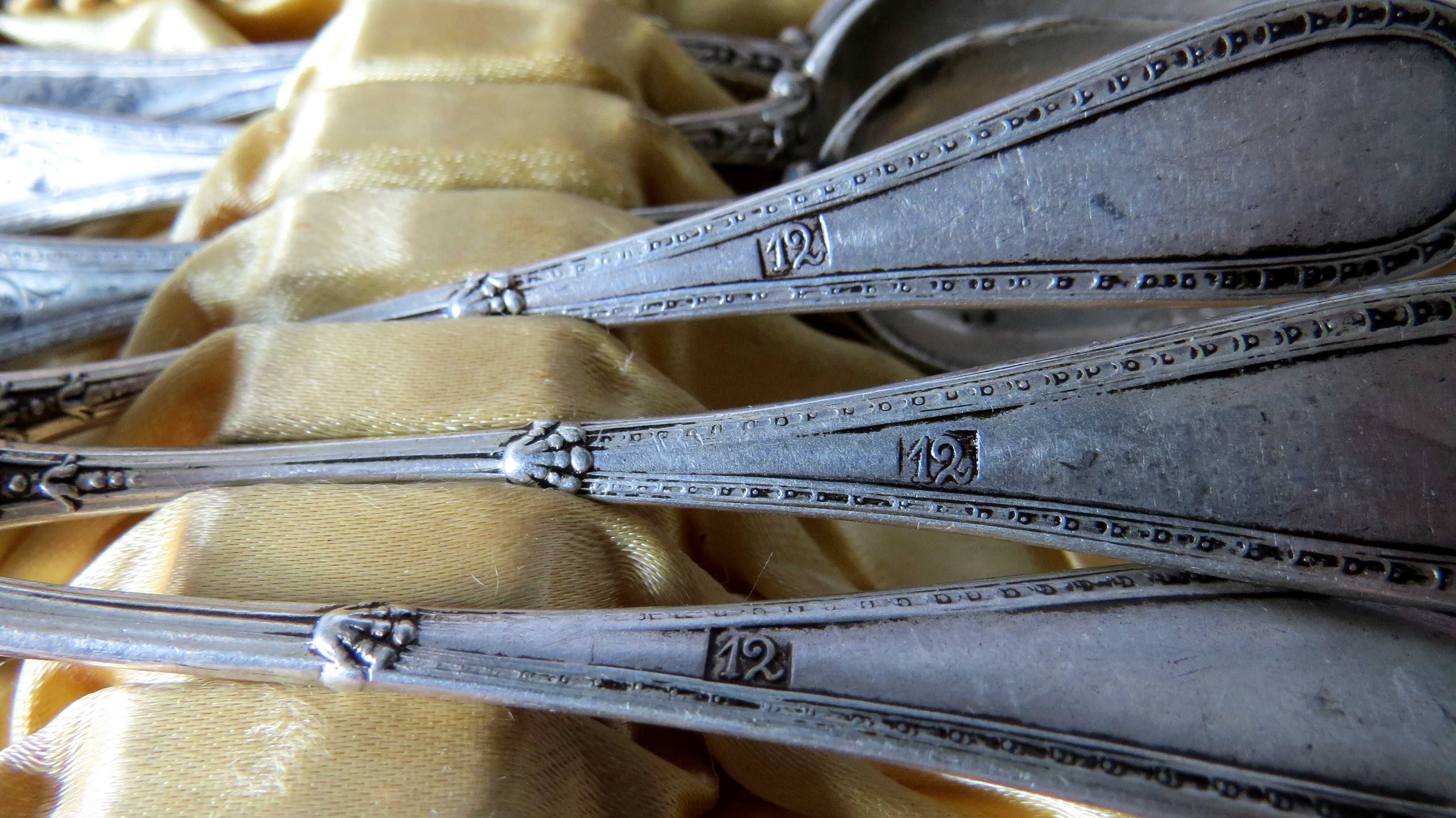 Set lingurite argint masiv romanesc 12 , perioada 1800