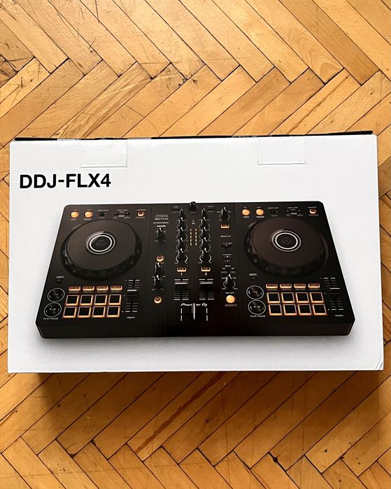 Consola DJ Pioneer DDJ FLX4 ca noua