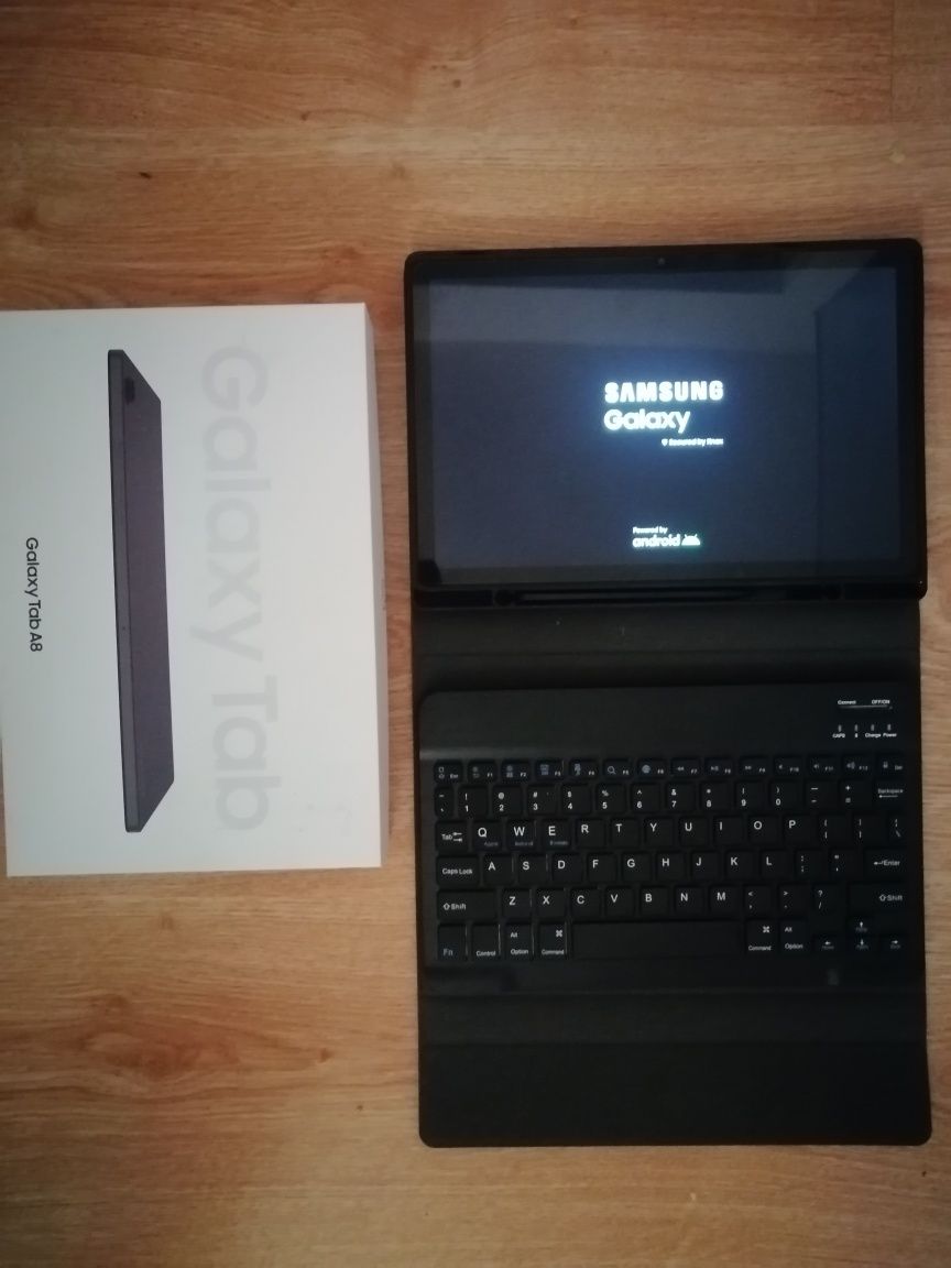 Tableta Samsung Galaxy Tab A8, Octa-Core, 10.5", 4GB RAM, 64GB, WIFI
