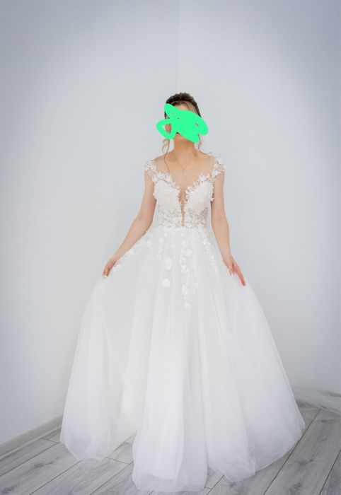 Vând rochie de mireasă