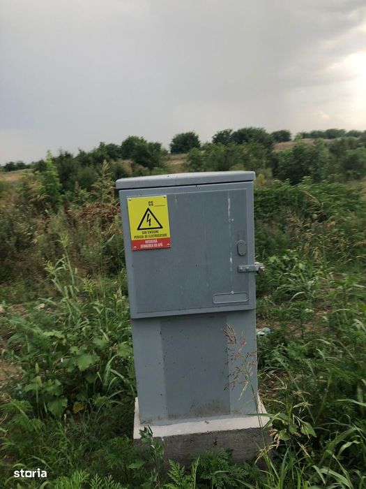 Teren langa lac in Buftea, cartierul Flamanzeni