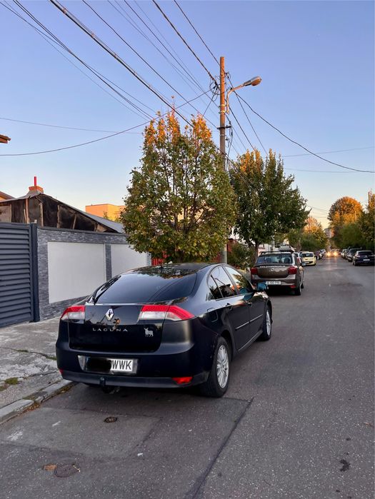 Renault Laguna 3 din 2010 motor 2.0 motorina km 210000