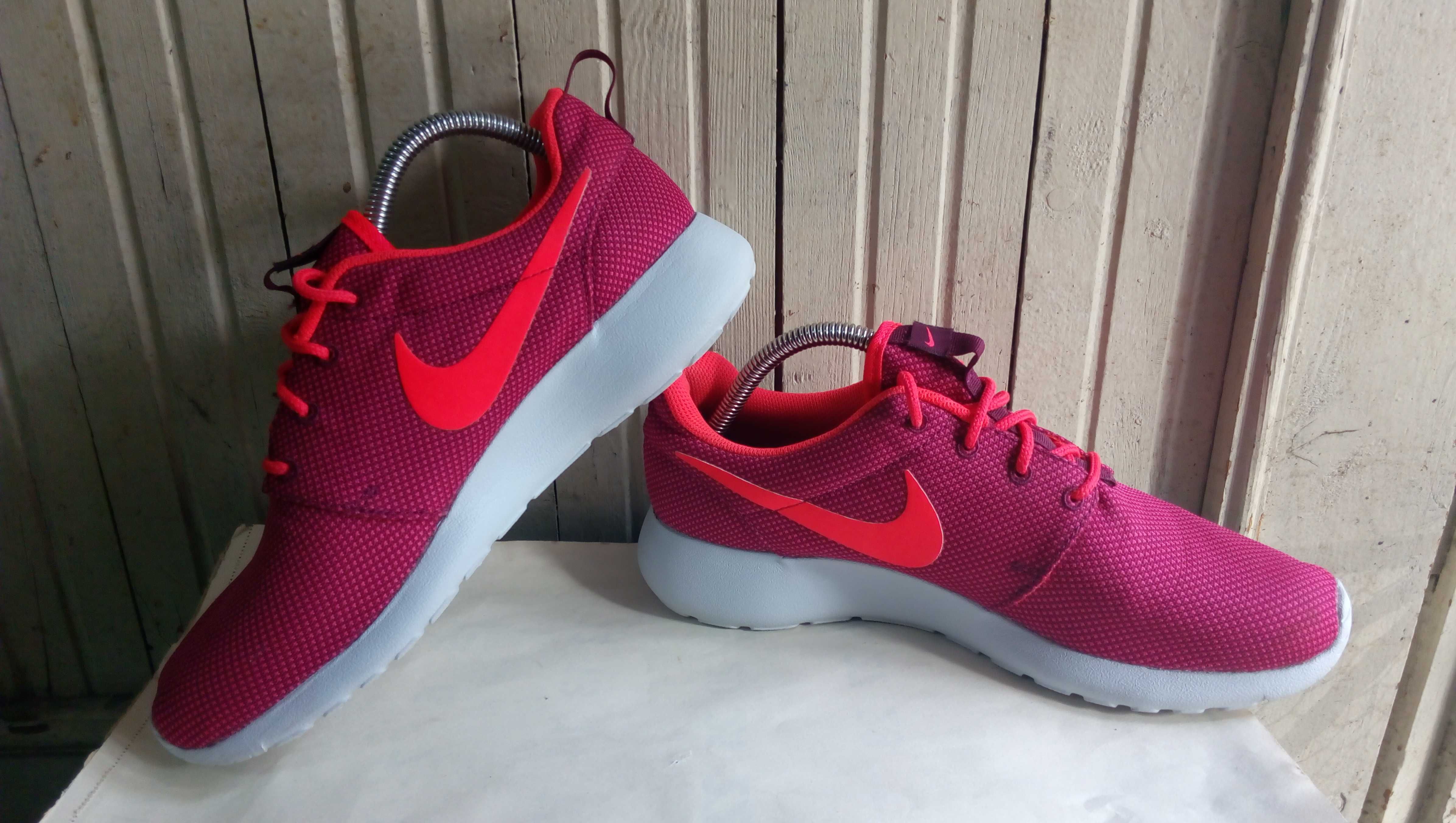 ''Nike Roshe One''оригинални маратонки 40 номер