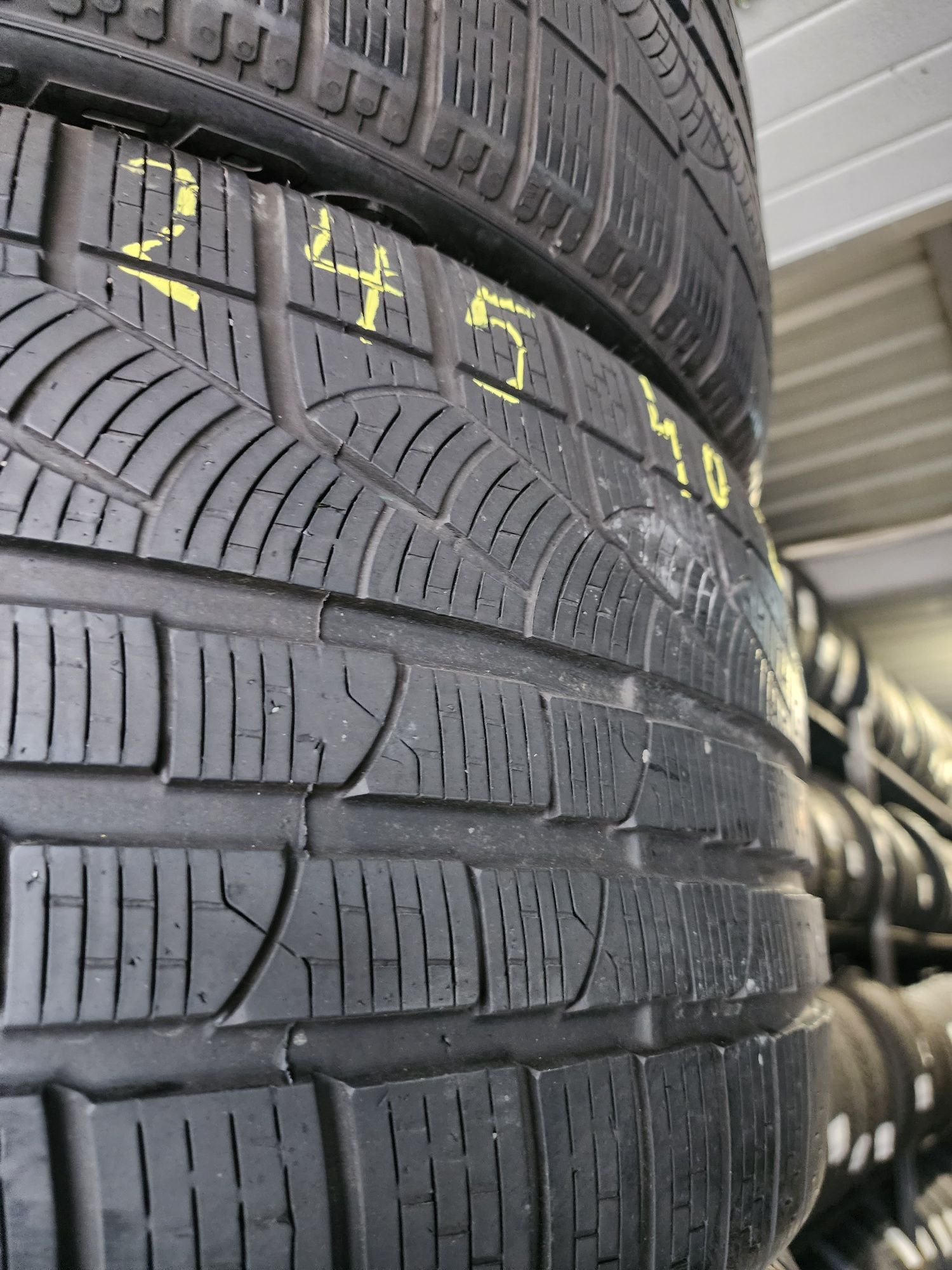 275 35 20 cu 245 40 20 set de 4 pirelli de iarna 7 din 8 mm profil.