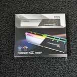 Memorie ram 16 gb 3800 mhz ddr4 noi sigilati