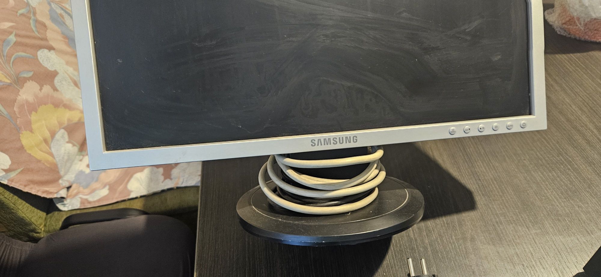 Видеонаблюдение DVR Cobra и монитор Samsung