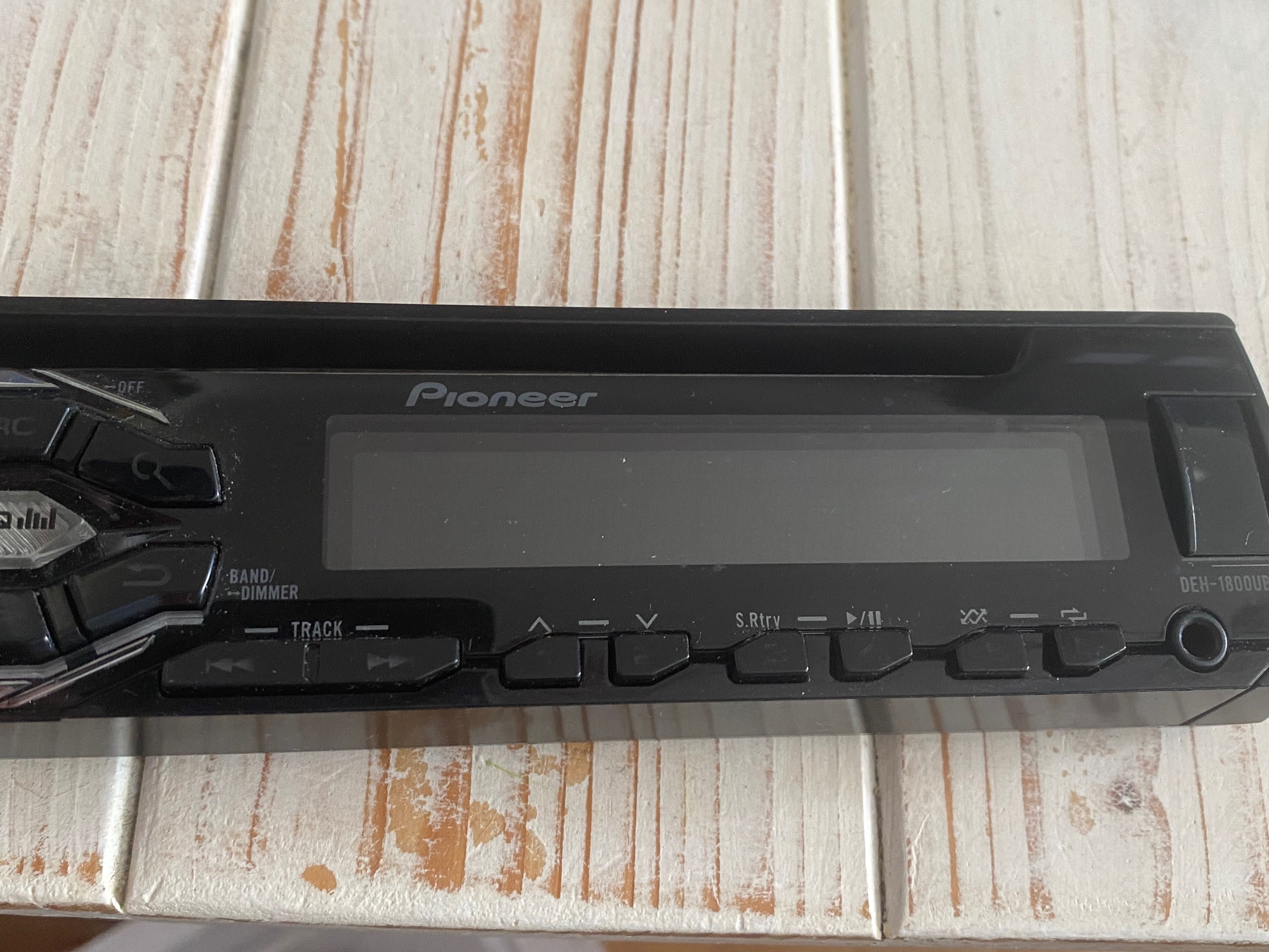 Радио CD player Pioneer DEH -1800