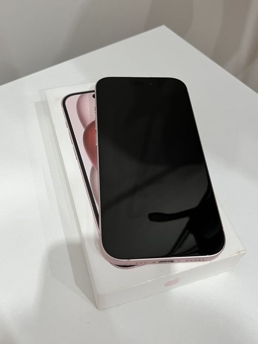 Продам iphone 15 128гб
