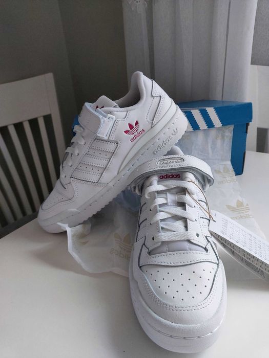 Adidas нови , ест кожа 36