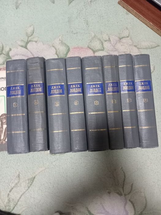 Продам книги, подписные изданиясные и