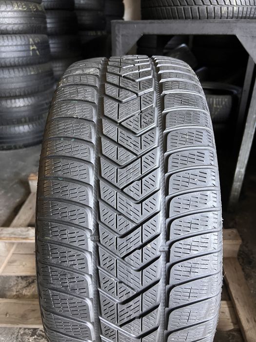 1 anvelopa iarna 255/50/19 , Pirelli !