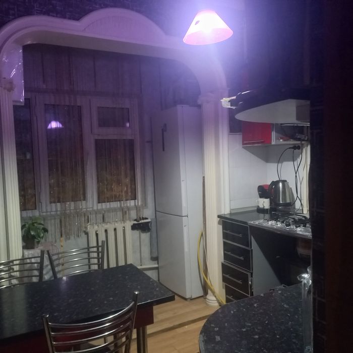 Kvartiraga qizlarni qo'yaman