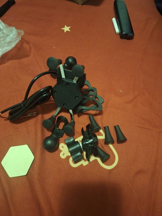 Vând accesorii moto