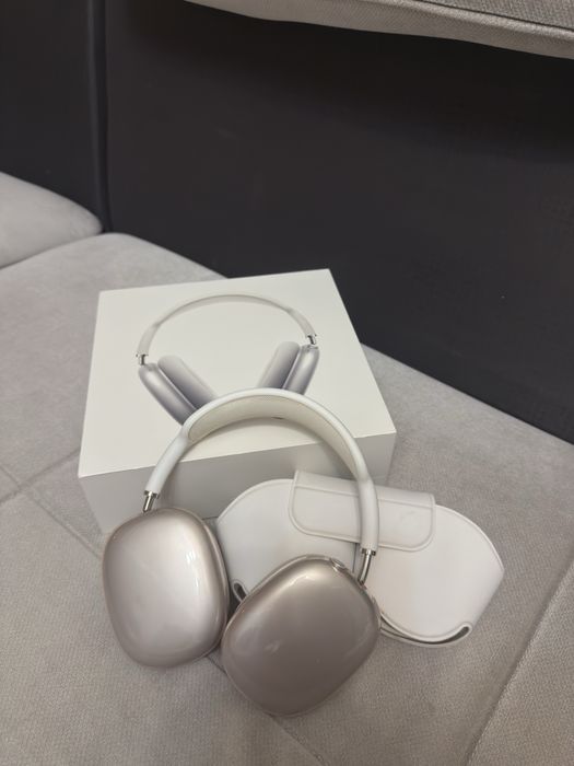 Наушники Apple AirPods Max серебристый