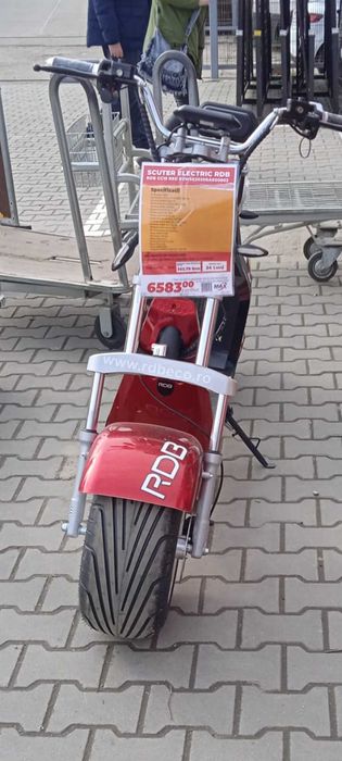 Vand scuter elctric sau schimb